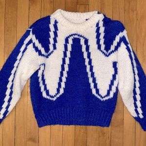 Vintage blue and white sweater, fits XS/S